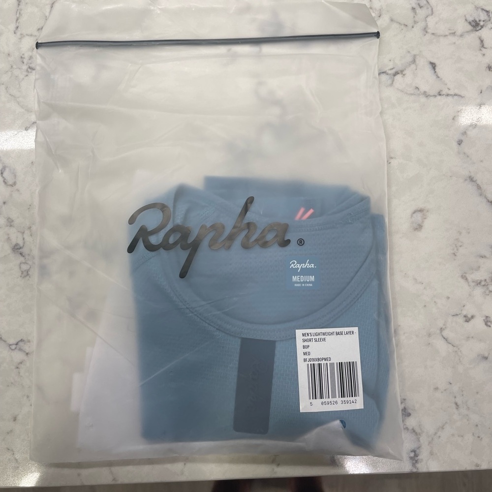 Rapha Cycling MEN'S LIGHTWEIGHT BASE LAYER - SHORT SLEEVE- Medium